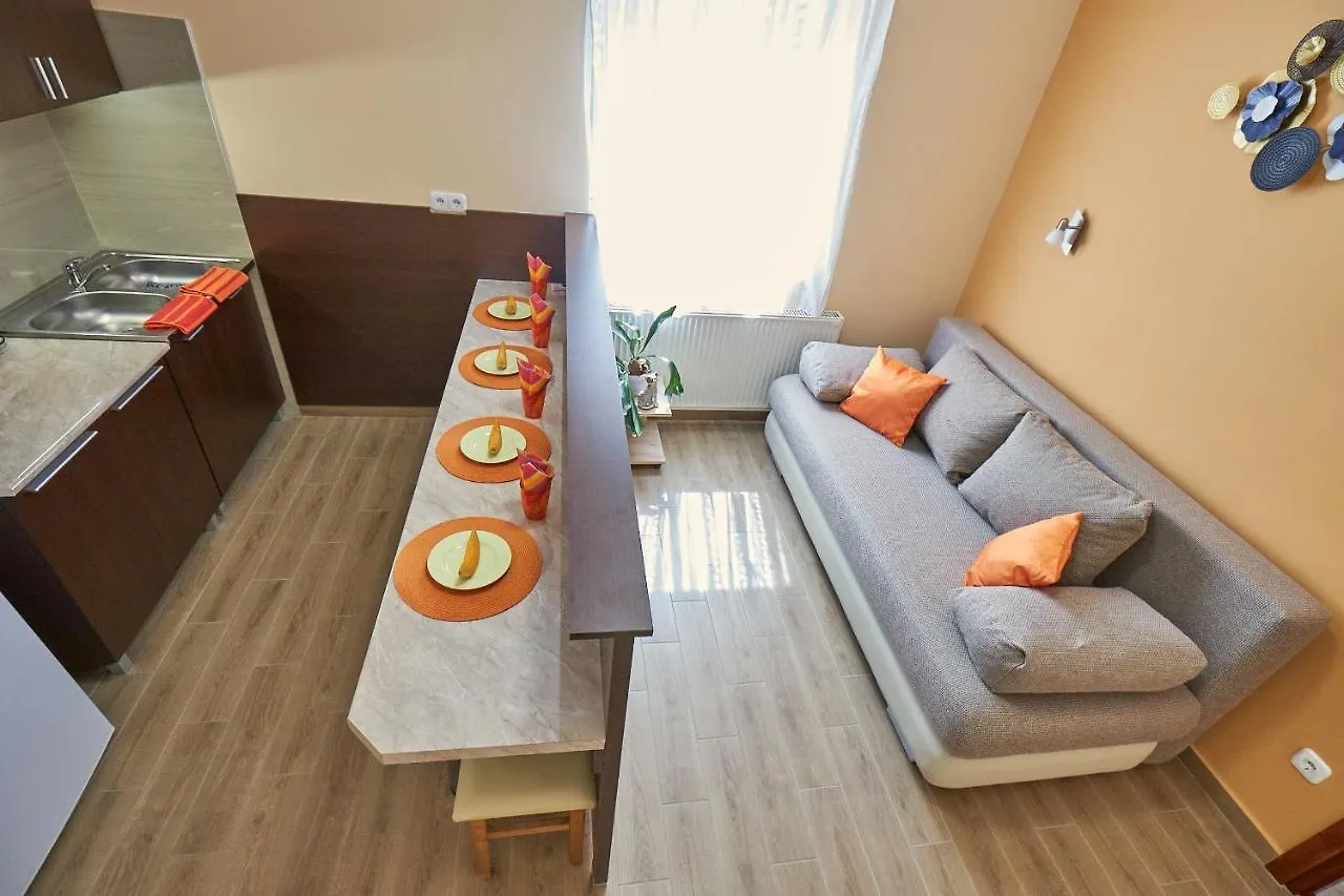 Amulett Comfort Apartment Хайдусобосло