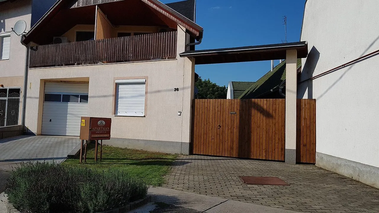 Amulett Comfort Apartment Хайдусобосло